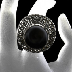 Ring "Chanel's Hat" Onyx & Marcasite